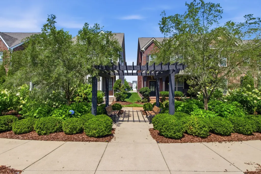 4025 Viola Lane Franklin TN 37069