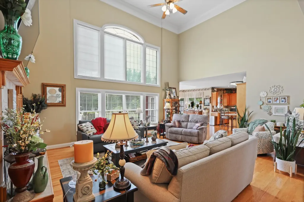 2025 Grandview Drive Greenbrier TN 37073