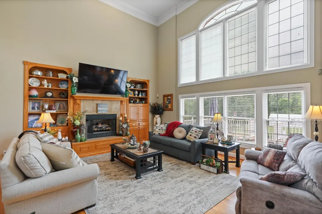 2025 Grandview Drive Greenbrier TN 37073