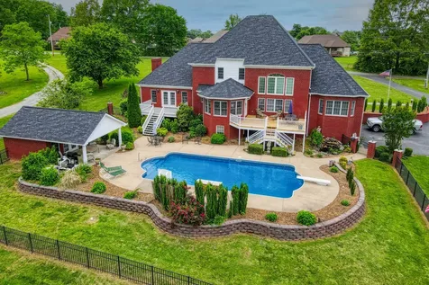2025 Grandview Drive Greenbrier TN 37073