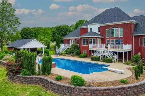 2025 Grandview Drive Greenbrier TN 37073