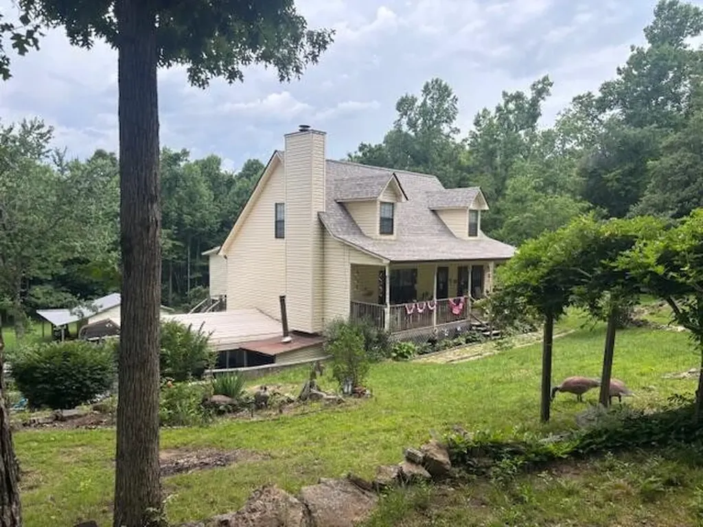 331 Briley Spring City TN 37381