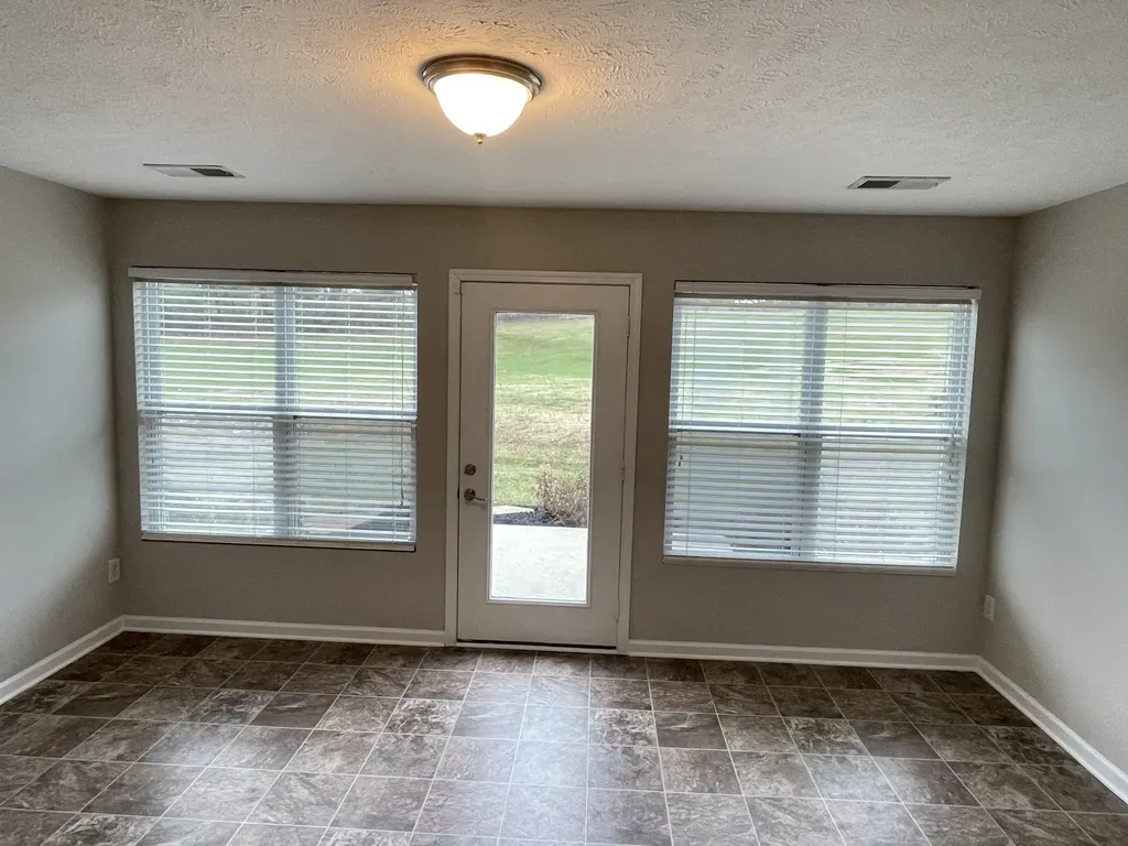 124 Granda Flora Drive White House TN 37188