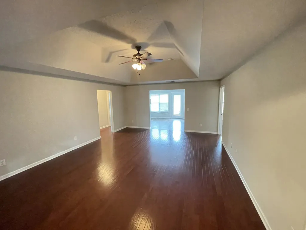 124 Granda Flora Drive White House TN 37188