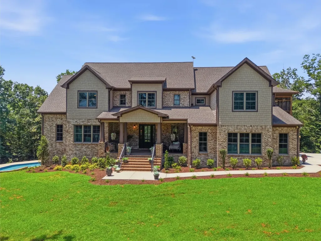 1370 Leatherwood Road White Bluff TN 37187
