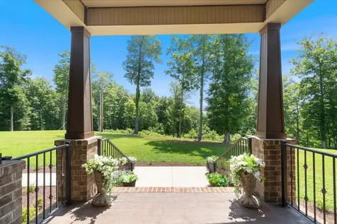 1370 Leatherwood Road White Bluff TN 37187
