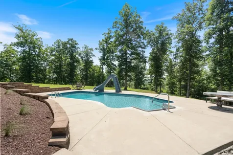 1370 Leatherwood Road White Bluff TN 37187