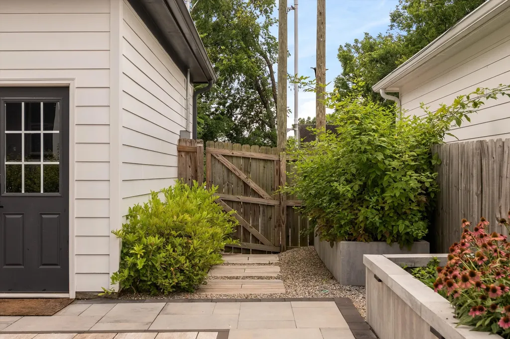4915 Michigan Avenue Nashville TN 37209