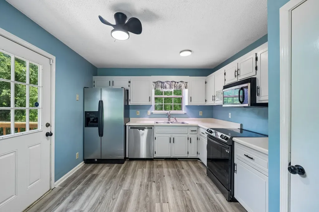 2649 Dotsonville Road Clarksville TN 37042