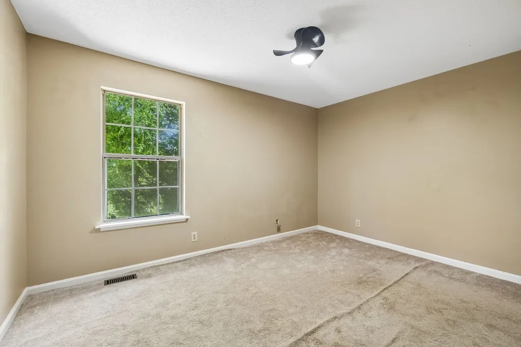 2649 Dotsonville Road Clarksville TN 37042