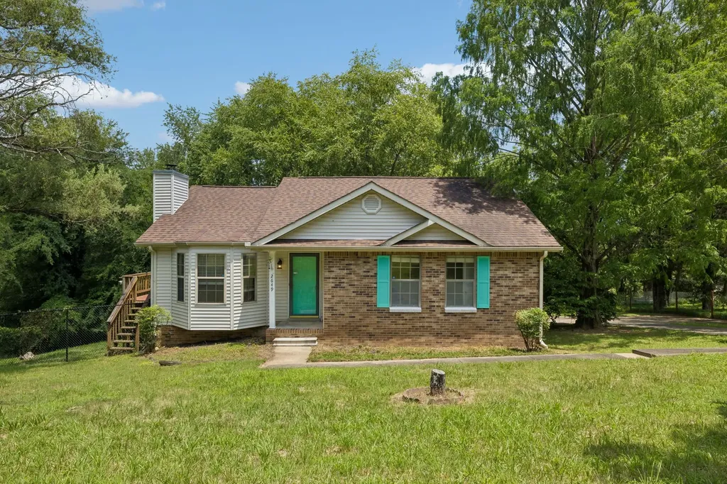 2649 Dotsonville Road Clarksville TN 37042