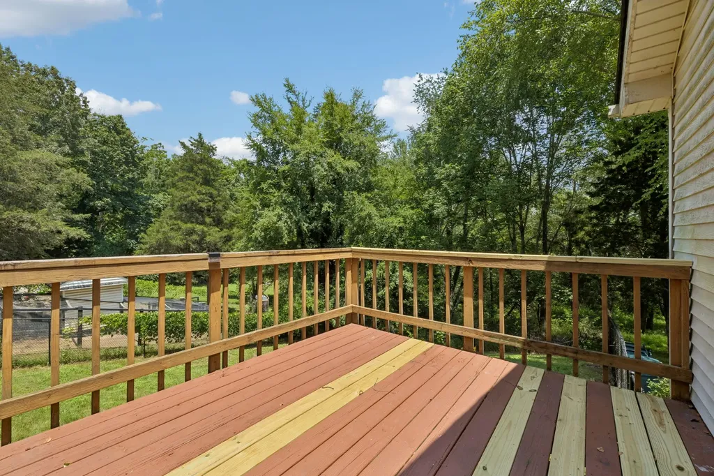 2649 Dotsonville Road Clarksville TN 37042