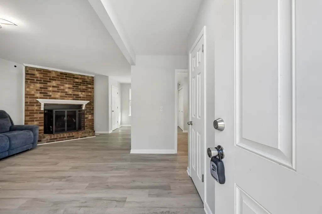679 Frankfort Drive Hermitage TN 37076