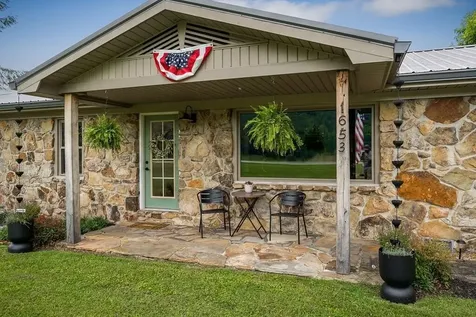 1653 Lester Flatt Road Sparta TN 38583
