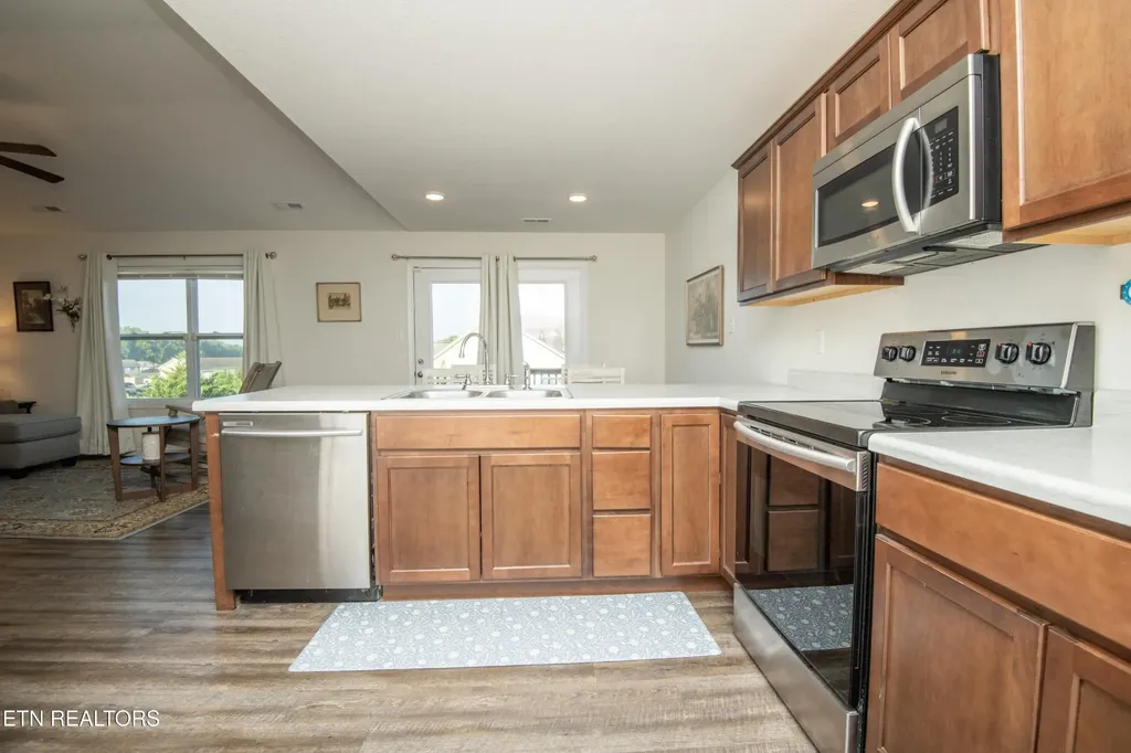 139 Hartfield Lane Loudon TN 37774