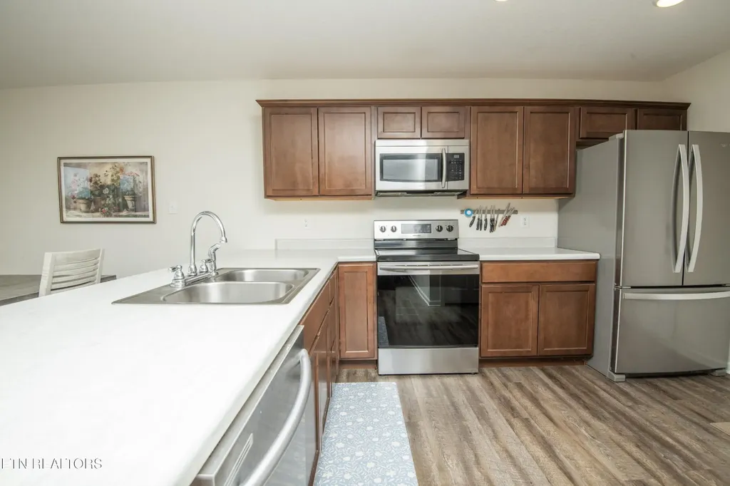 139 Hartfield Lane Loudon TN 37774