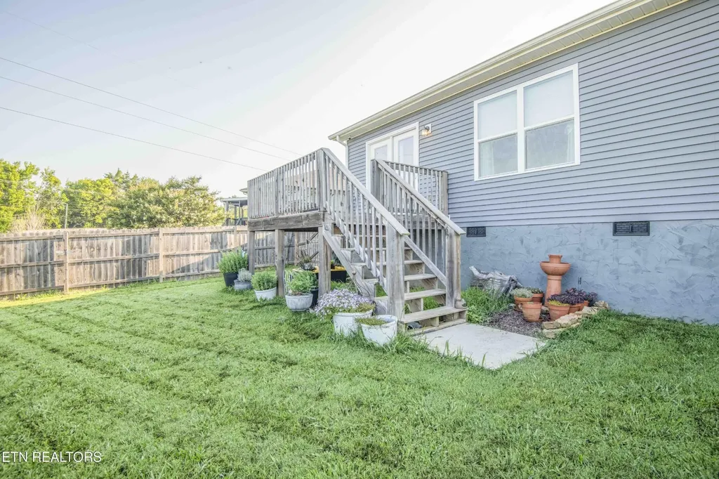 139 Hartfield Lane Loudon TN 37774