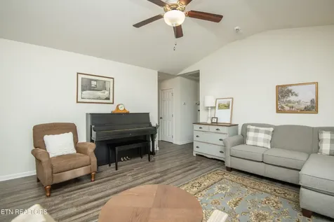 139 Hartfield Lane Loudon TN 37774
