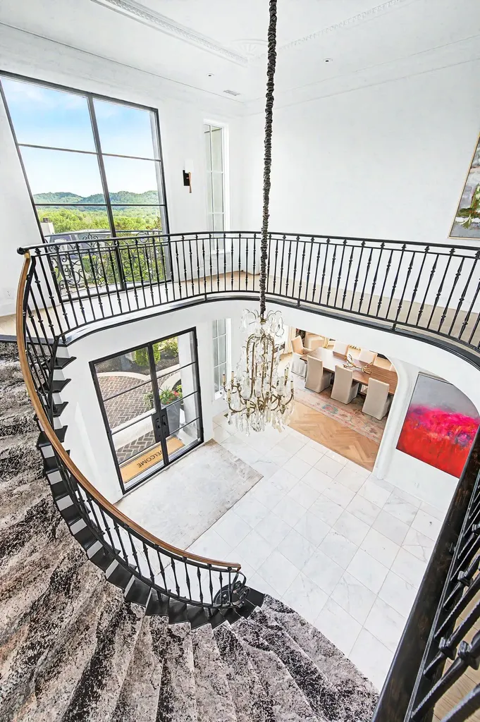 19 Inveraray Nashville TN 37215