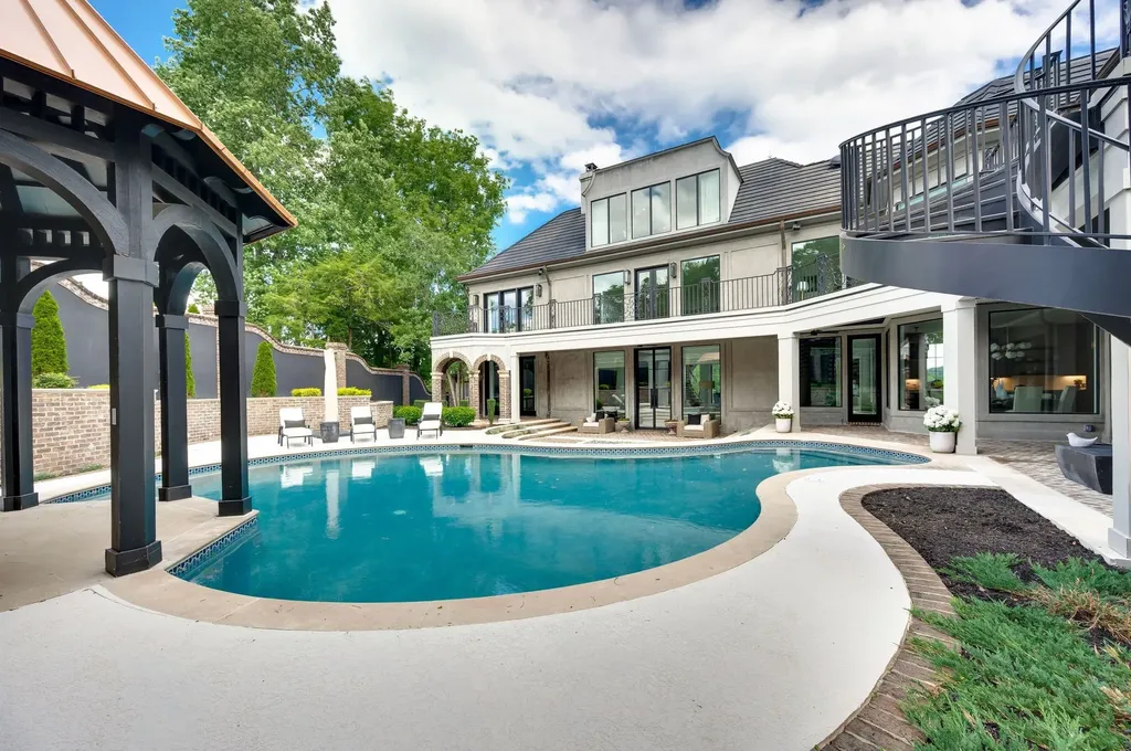 19 Inveraray Nashville TN 37215
