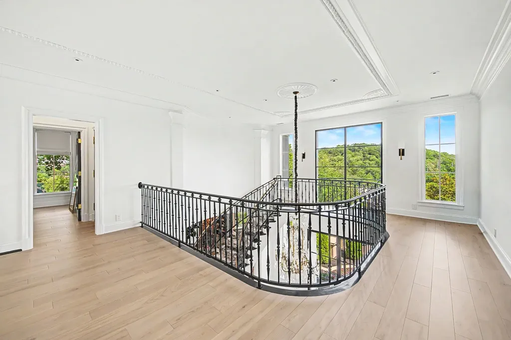 19 Inveraray Nashville TN 37215