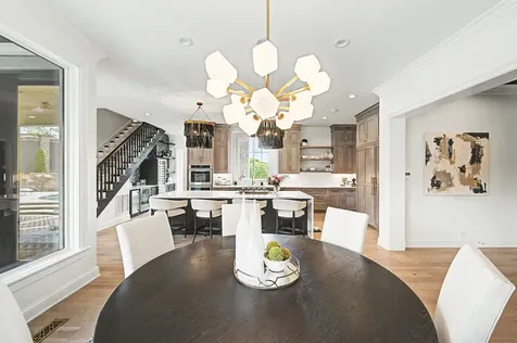 19 Inveraray Nashville TN 37215