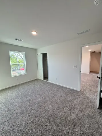 207 Land Breeze Drive La Vergne TN 37086
