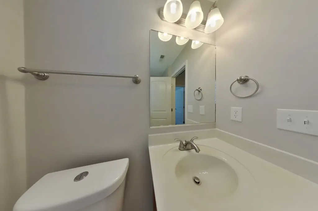 1856 Emily Lane Columbia TN 38401