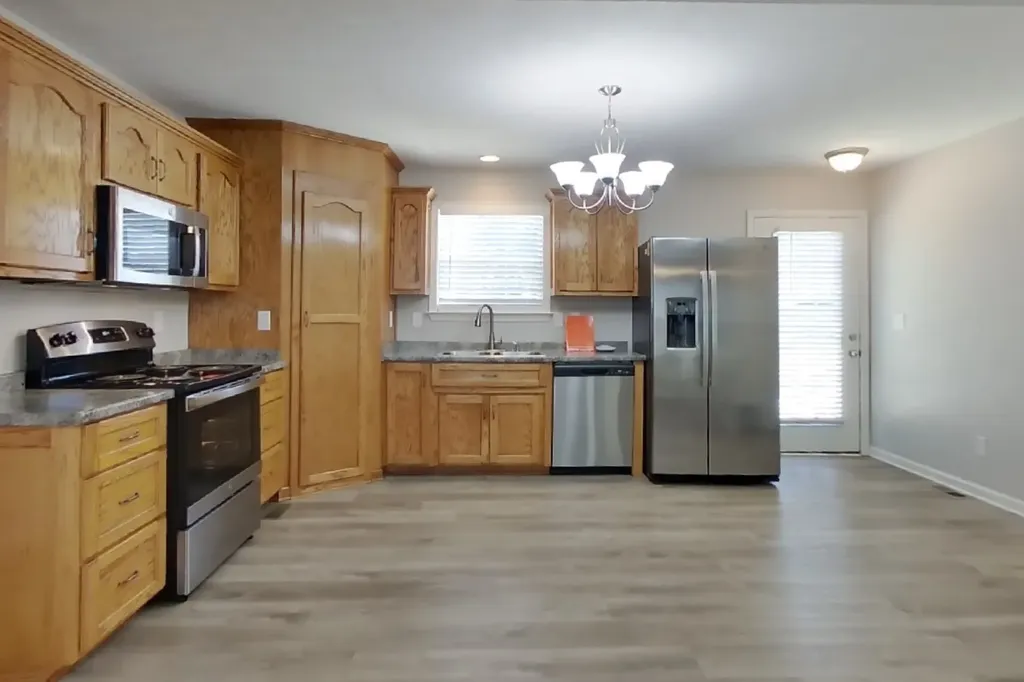 1856 Emily Lane Columbia TN 38401
