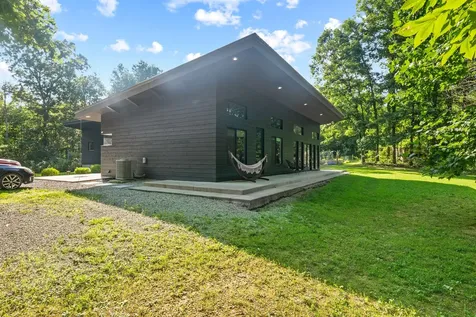 180 Meadowbrook Drive Hampshire TN 38461