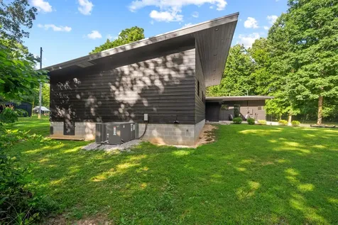 180 Meadowbrook Drive Hampshire TN 38461