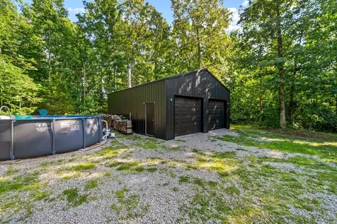 180 Meadowbrook Drive Hampshire TN 38461