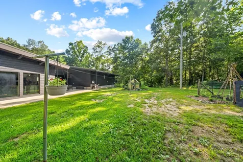180 Meadowbrook Drive Hampshire TN 38461