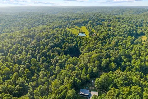 180 Meadowbrook Drive Hampshire TN 38461