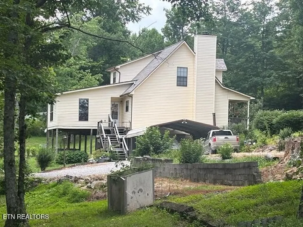 331 Briley Road Spring City TN 37381