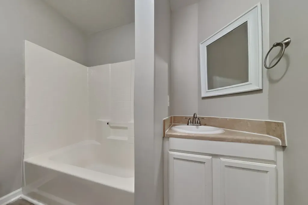 800 Chaney Woods Drive La Vergne TN 37086