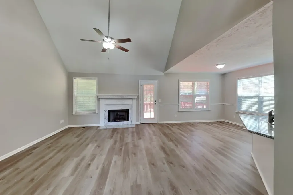 800 Chaney Woods Drive La Vergne TN 37086
