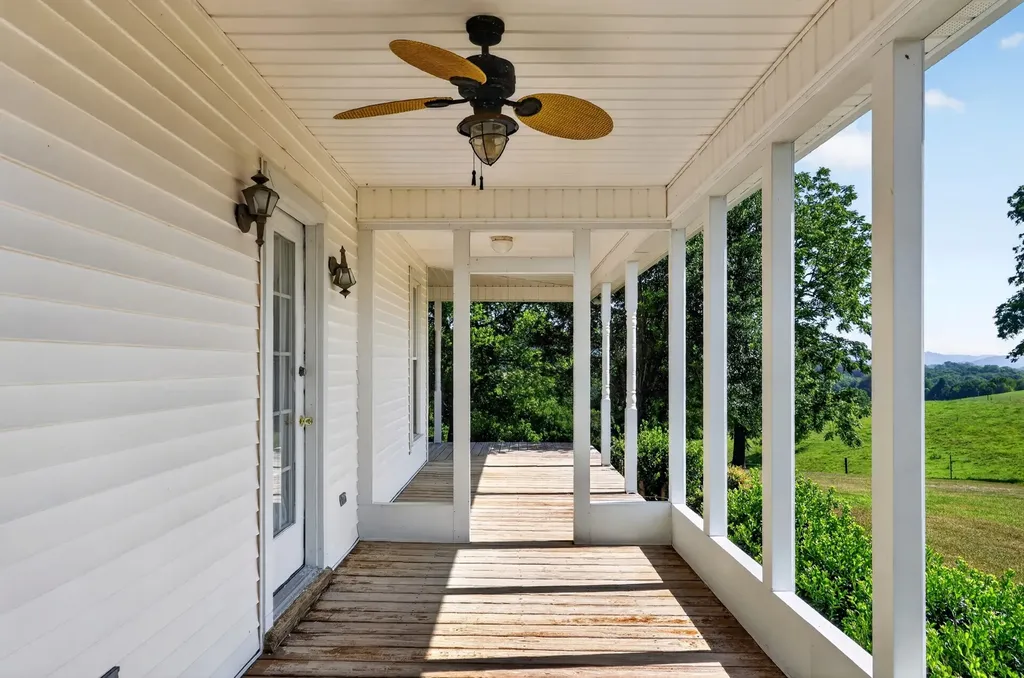 5713 Smith Fork Road Liberty TN 37095