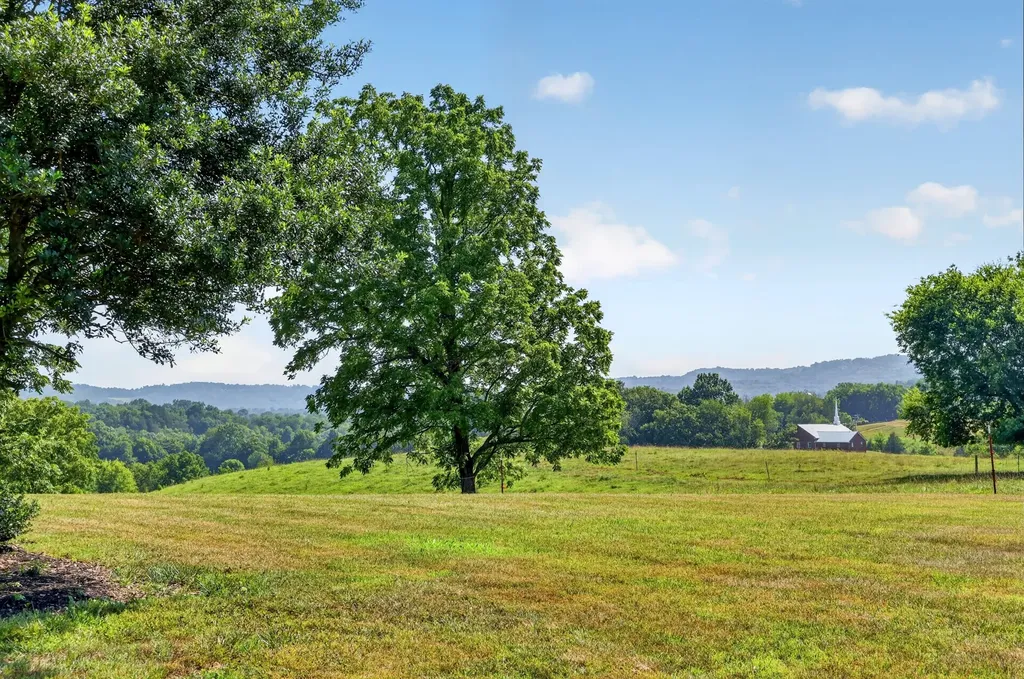 5713 Smith Fork Road Liberty TN 37095