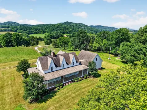 5713 Smith Fork Road Liberty TN 37095