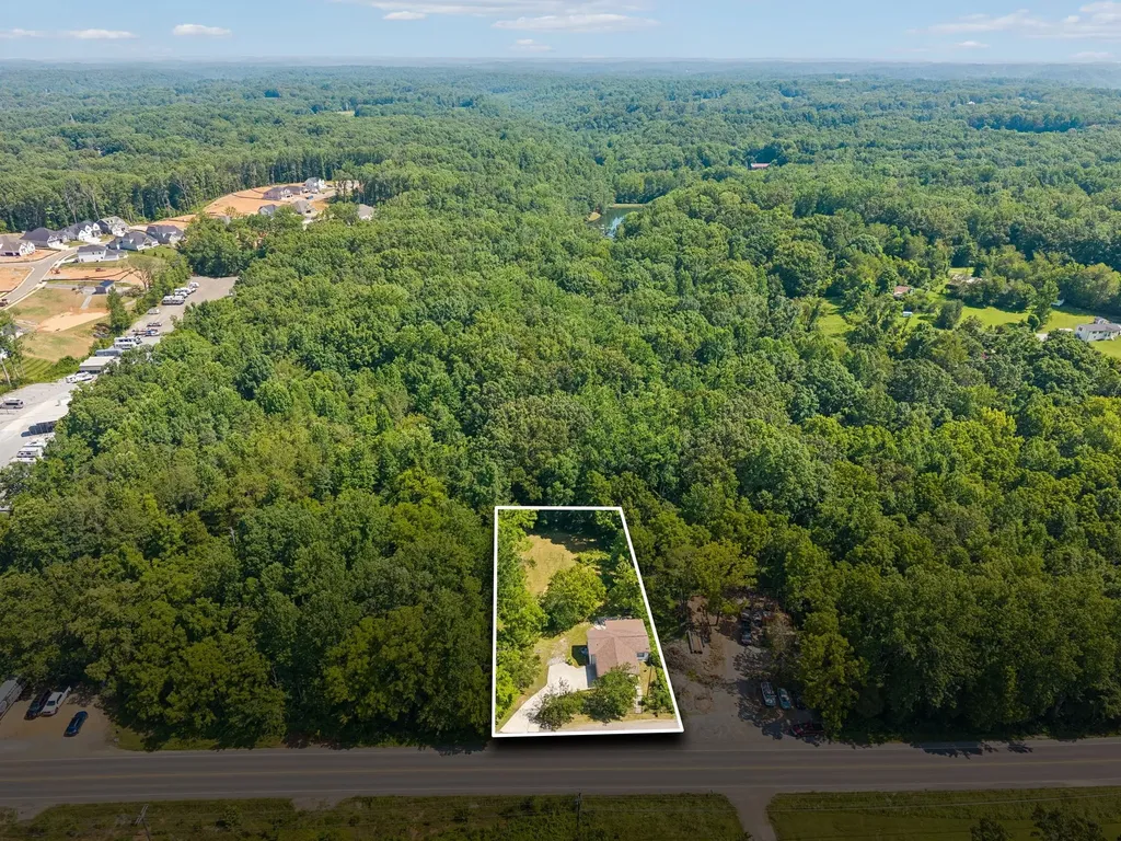 1392 Fairview Boulevard Fairview TN 37062