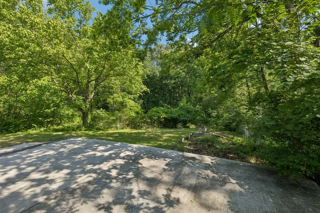 1392 Fairview Boulevard Fairview TN 37062