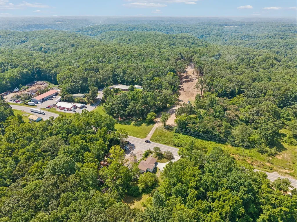 1392 Fairview Boulevard Fairview TN 37062