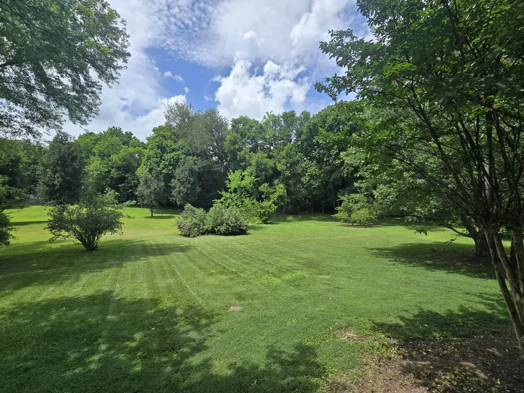 2565 Milton Lane Thompsons Station TN 37179
