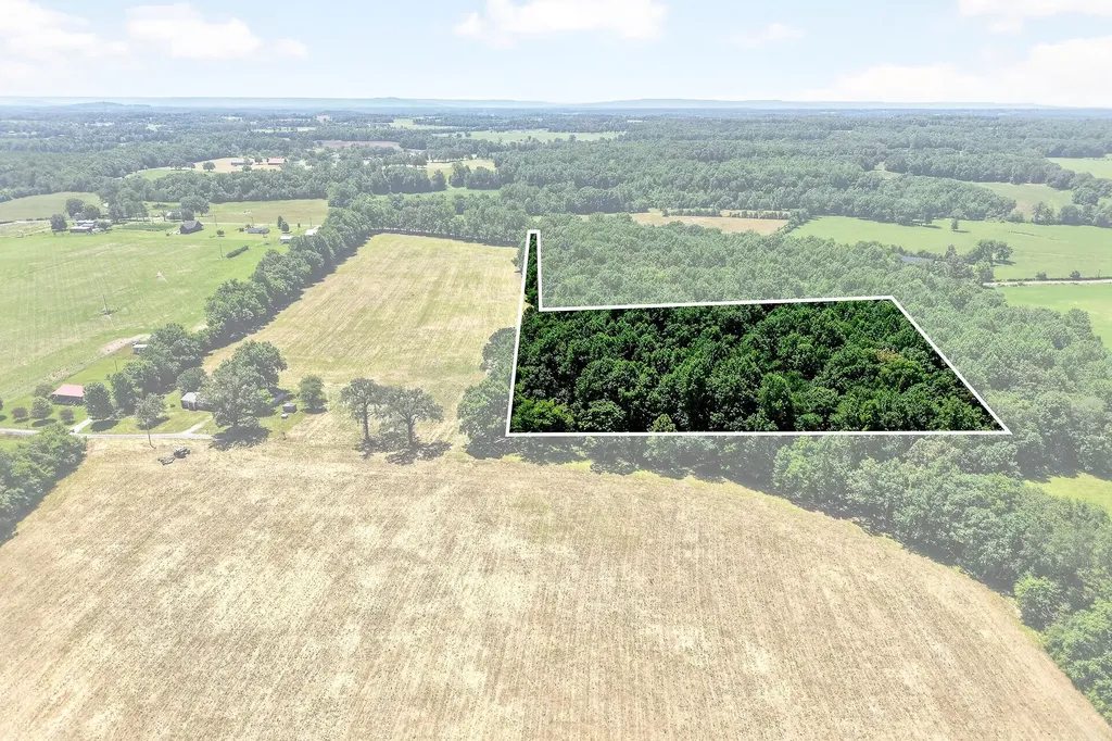 389 Lowery Road Smithville TN 37166