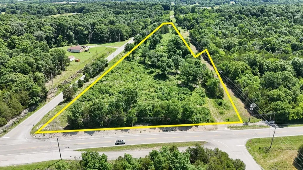 0 Manchester Pike Christiana TN 37037