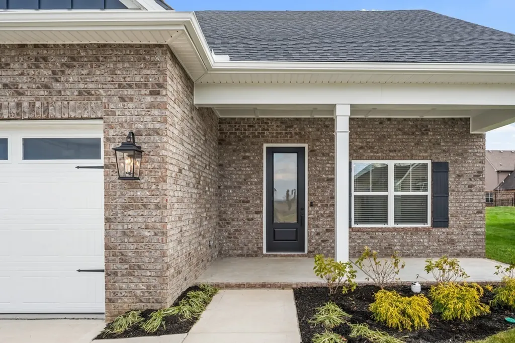 1526 Quarry Rock Way Lebanon TN 37087