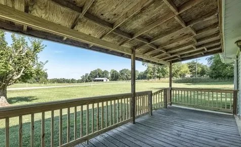 3352 Dunmor Deer Lick Road Lewisburg KY 42256