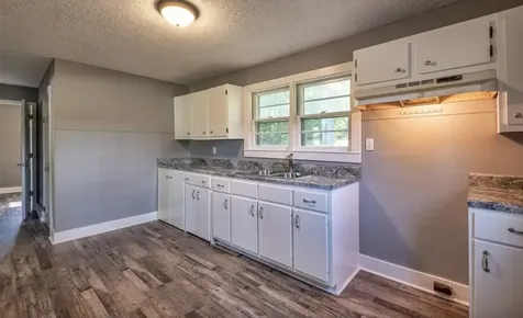 3352 Dunmor Deer Lick Road Lewisburg KY 42256