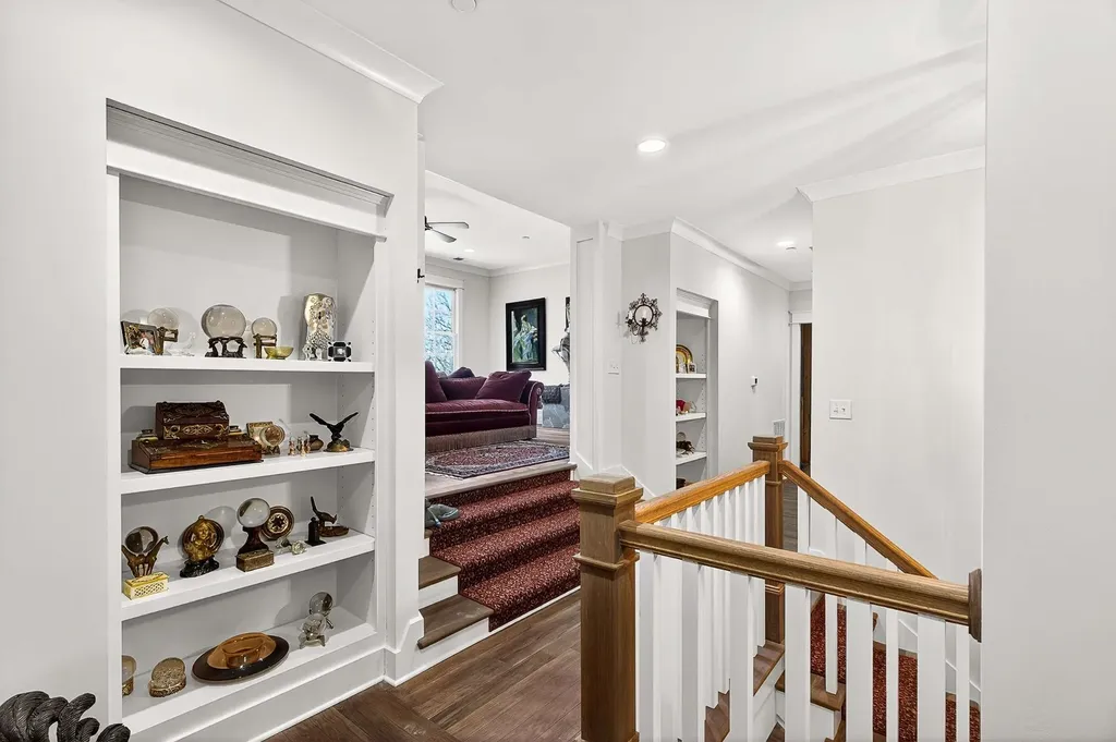 6732 Darden Place Nashville TN 37205